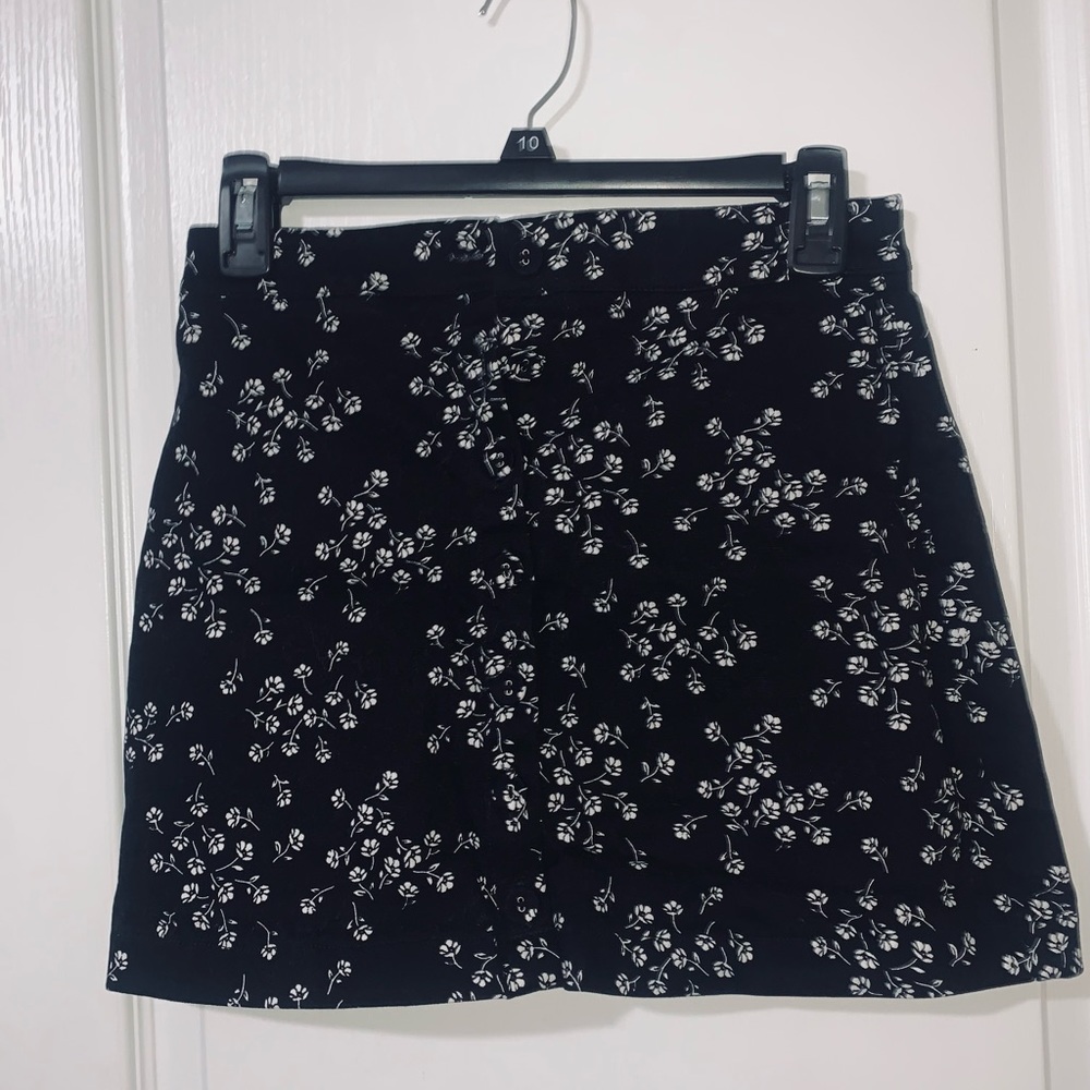 Floral print mini skirt